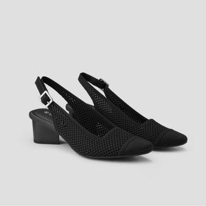 NWT Vivaia Pointed-Toe Slingback Sandals Leah 2.0 Size 6.5 Black